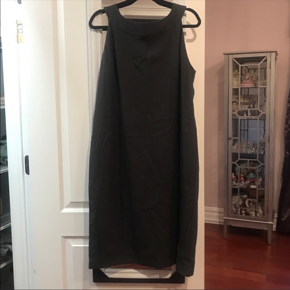 Size 16 Susan Graver Shift Dress in Gray